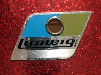 Ludwig blue/olive non serial # badge question.