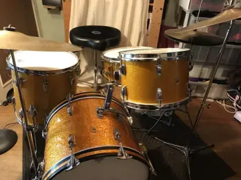 Vintage Ludwig 3-ply, 12x18 Bop!