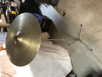 The newbie and the 1950’s Slingerland Drum Set