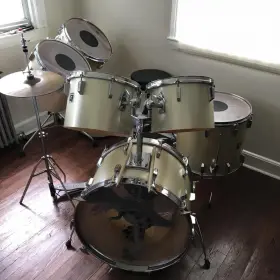 I Have Never &quot;Gotten&quot; Ludwig Drums