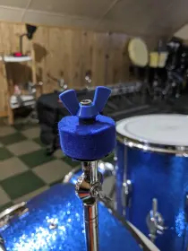 Thread adapters on 1/4&quot; short threads for cymbal tilters