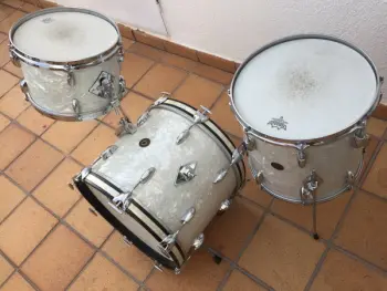 60's Original Gretsch Round Badge 18&quot; 12&quot; 14&quot; + snare in WMP.