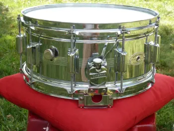 This is the Display Your Rogers Drums Thread