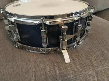 Identification: Ludwig snare Monroe