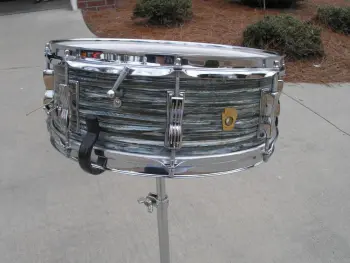 Tons of Vintage Drums and Parts to Sell
