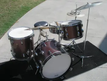 Tons of Vintage Drums and Parts to Sell