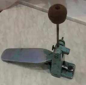 Hungarian Bass Pedal 1966 release