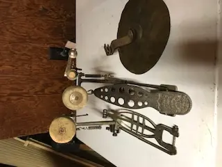This is the Display Your Vintage Bass Pedal Thread