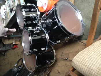 &quot;Drum Shop&quot; drums...
