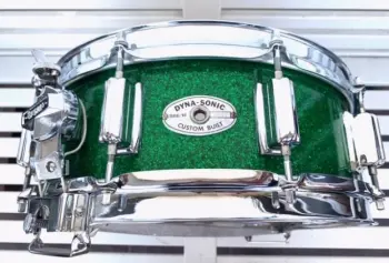 1964 Rogers 5x14 Wood Dynasonic snare drum in Sparkling Green Pearl