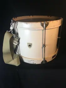 Kit Made of marching snares (as toms) and marching bass drum???