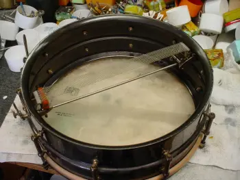 [B]1929-30 LUDWIG &amp; LUDWIG 5 x 14 DeLUXE ENGRAVED STANDARD-SENSITIVE MODEL[/B]