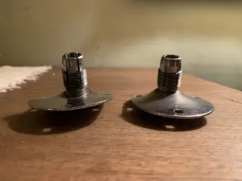 Rogers advice needed please! 20&quot; Fullerton*bass drum spur collet catching on plate.