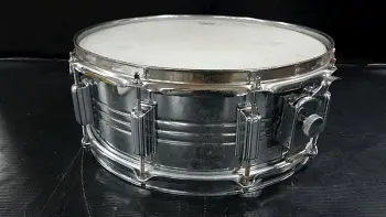 Any Ideas on this Snare Drum???