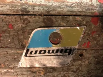Fixing/Flattening Ludwig B/O badge
