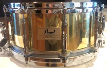 Pearl 6.5” x 14” Free Floating snare - $349 - brass shell