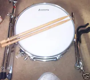 Ludwig B/W badge picollo snare - good deal?