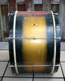 24&quot; Rogers and Son Bass Drum Value