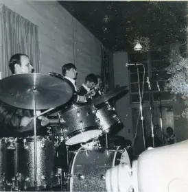This is the Display Your Camco Drums Thread