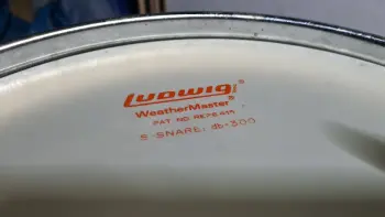 70's Ludwig Supraphonic LM400 w/ Silver Badge