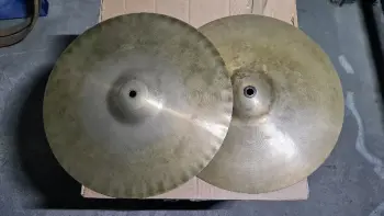 70's Ludwig Supraphonic LM400 w/ Silver Badge