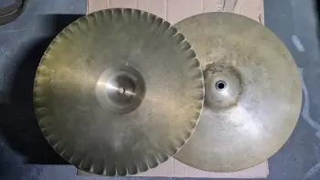70's Ludwig Supraphonic LM400 w/ Silver Badge