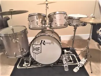This is the Display Your Vintage Bass Pedal Thread