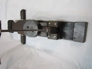 This is the Display Your Vintage Bass Pedal Thread