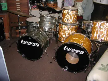 This is the Display Your Rewrapped Vintage Drums Thread