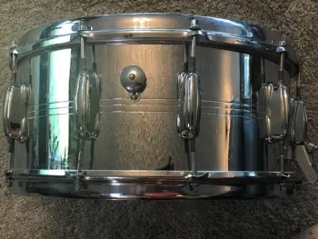 Uneven lug spacing on Slingerland snare
