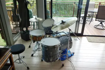 This is the Display Your Ludwig Drum Thread