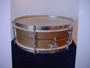 3 stipelgold snare drums from different mothers (companies)