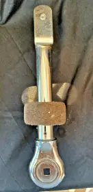 help identify the right tom mount needed