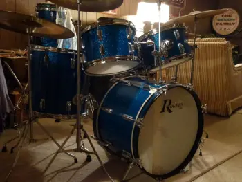 This is the Display Your Rogers Drums Thread