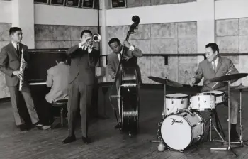 experts in 'really vintage' japanese drums?