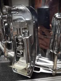 Help indenitifing slingerland snare