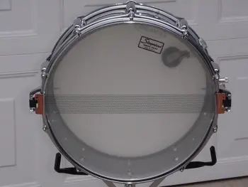Help indenitifing slingerland snare