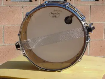Help indenitifing slingerland snare