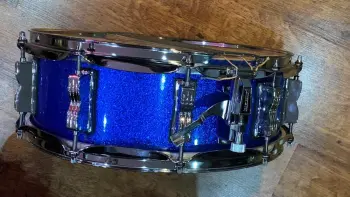 Need help ID'ing this 10 lug Ludwig snare