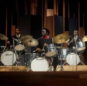Record Covers with (vintage) Drums on!