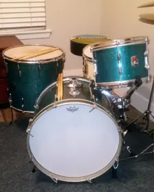 Premier Aqua Sparkle Drums