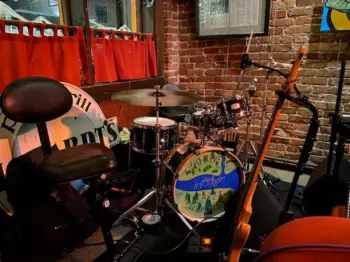Anyone Playing Out/Doing Any Live Work?