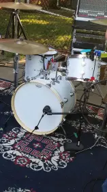 This is the Display Your Rewrapped Vintage Drums Thread