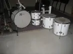 New England White Rogers drum set