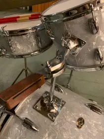 Slingerland Set-o-Matic receiver placement