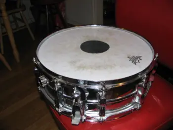 Ludwig 10 lug chrome snare and A med thin crash