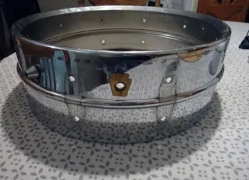 Out of round metal shell