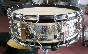 Mystery snare drum