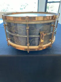 1920-25 6.5x14 8 LUG LUDWIG &amp; LUDWIG DeLUXE FANCY SCROLL STANDARD MODEL