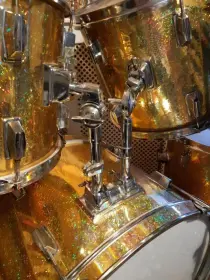 Gold Sparkle Drum Kit Identification